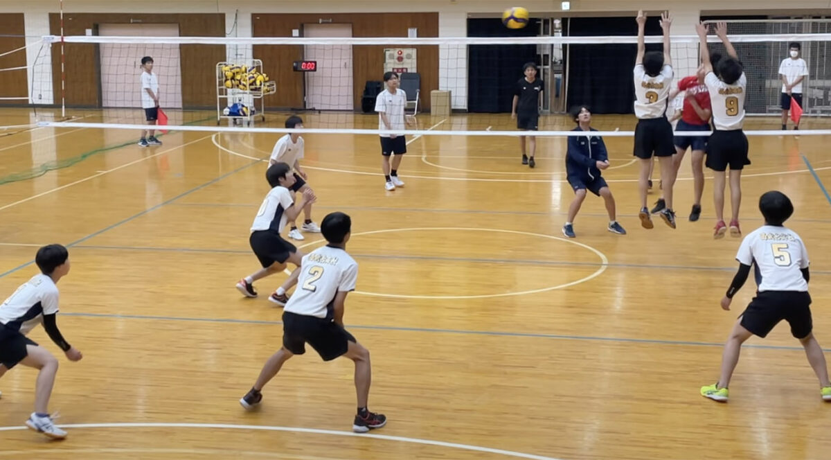 男子バレーボール部